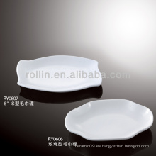 Saludable duradero blanco porcelana horno seguro flor forma pañuelo stand